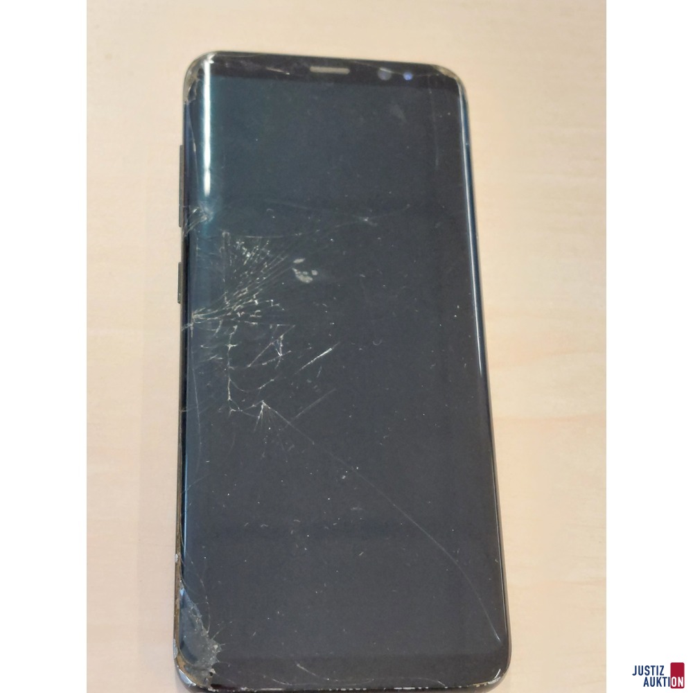 Handy der Marke Samsung Galaxy S8