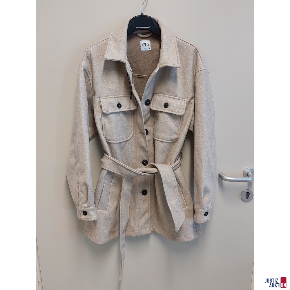 Stoffjacke der Marke ZARA Gr. L NEU