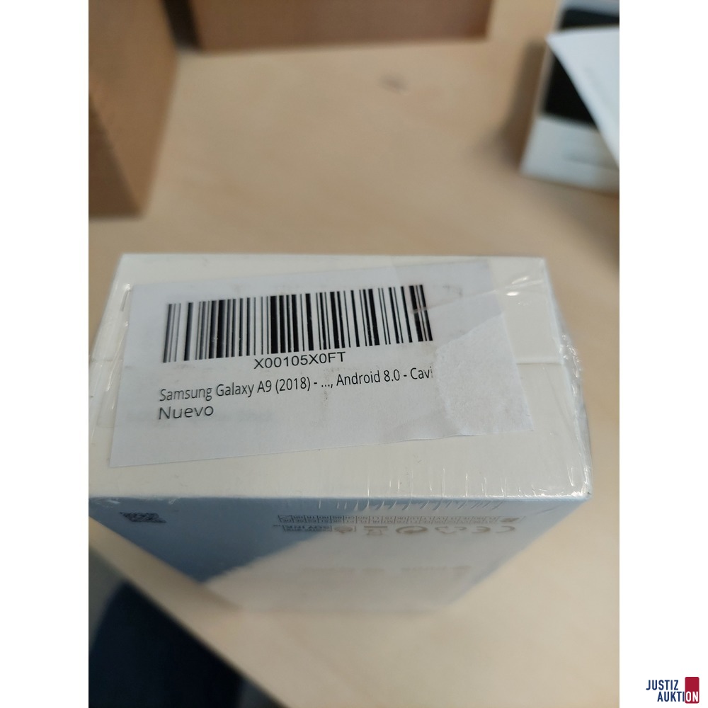 Handy der Marke Samsung Galaxy A9 (2018)