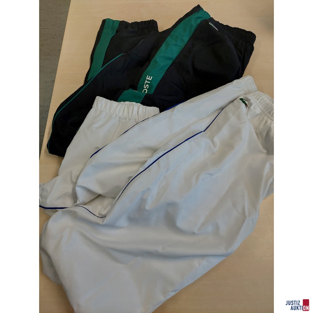 2 Jogginghosen der Marke Lacoste Größe L u.a.