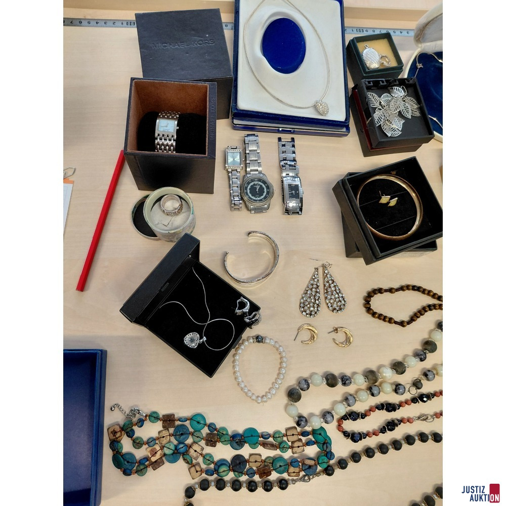 Diversen Modeschmuck u&period;a&period;