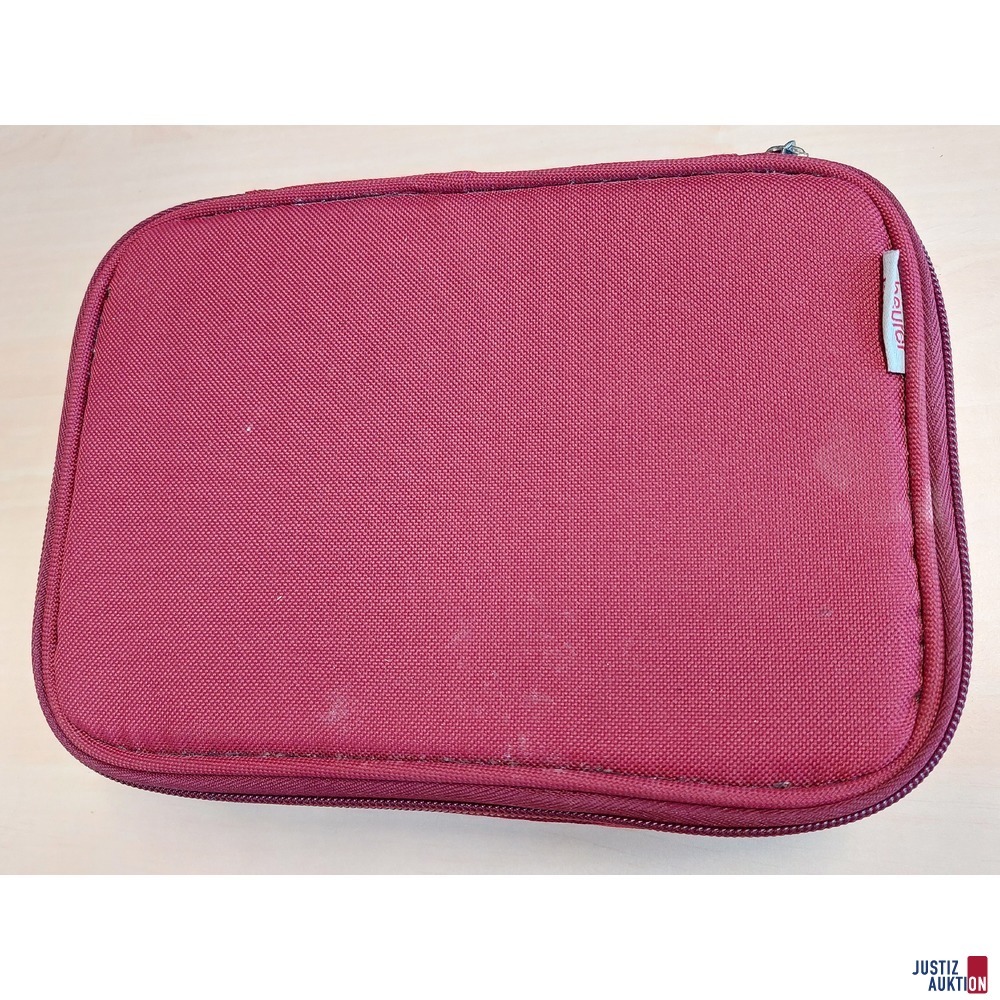 Maniküre-/Pediküreset der Marke Beurer