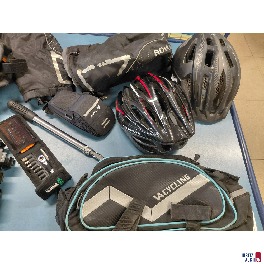 Konvolut an Fahrradzubeh&ouml;r