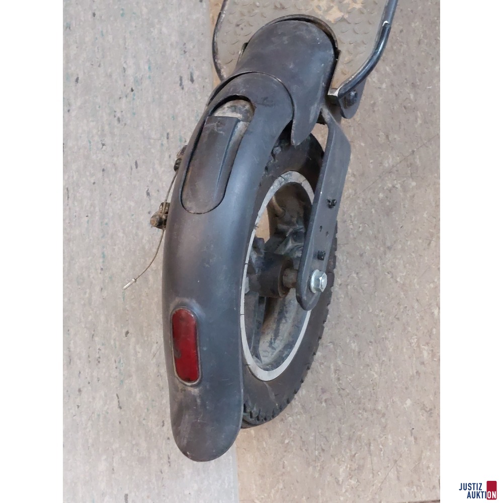 E-Scooter der Marke MS Energy - Model: Neutron n 3