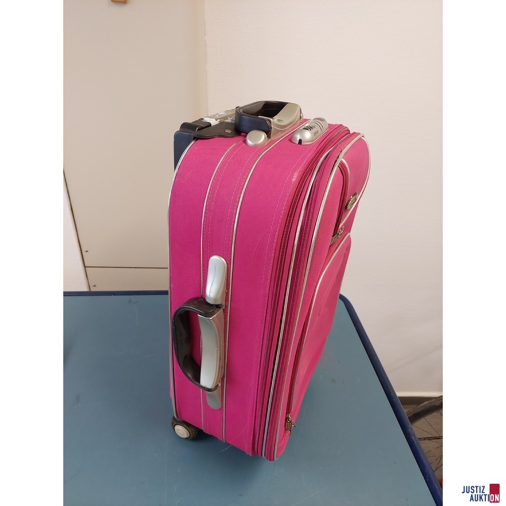 Koffer der Marke Ormi mit 4 R&auml;der