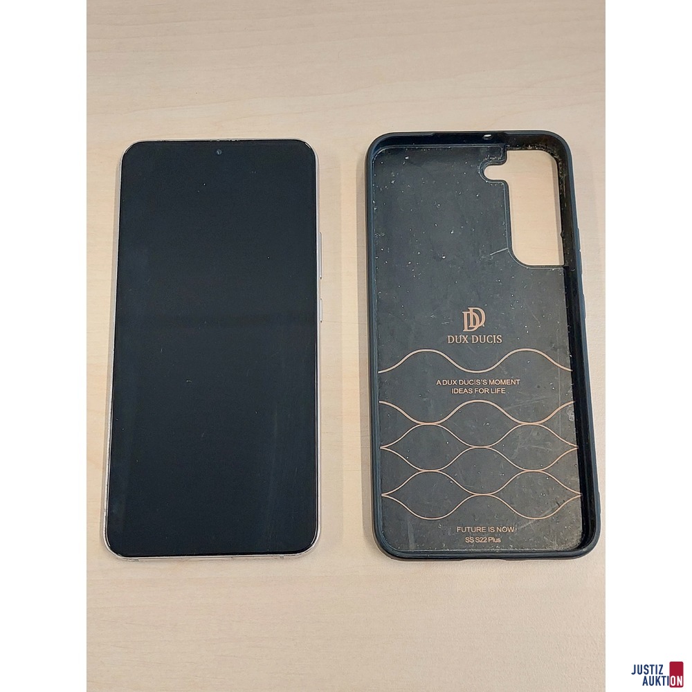 Handy der Marke Samsung Galaxy S22+ 5G Model: SM-S906B