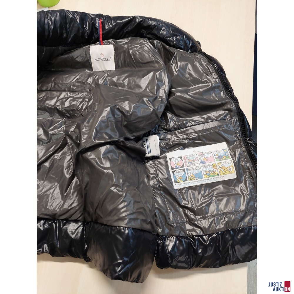 Herrendaunenweste der Marke Moncler Tibb Gr&period; 3 Farbe schwarz