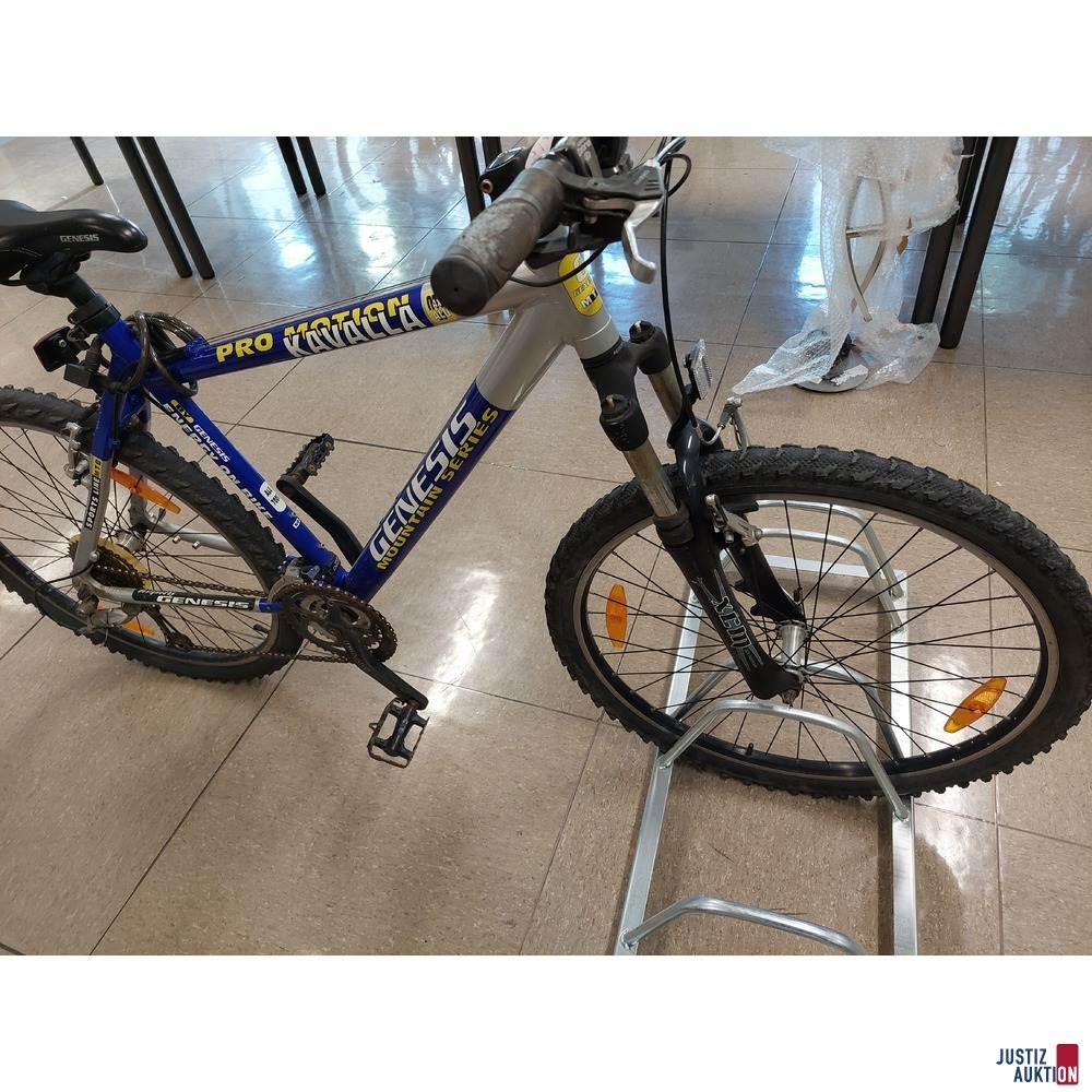 Mountainbike der Marke Genesis Kavalla Motion Pro ALU 7005