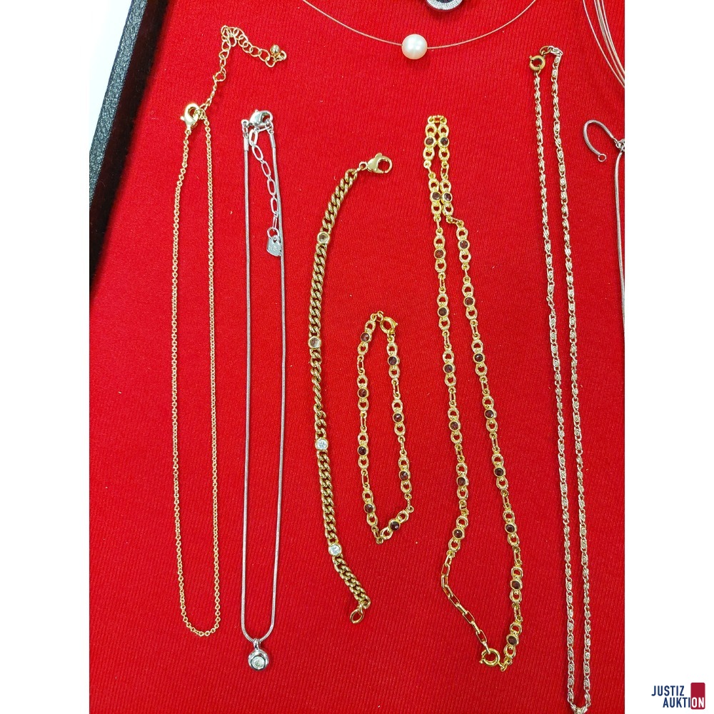 Diverser Modeschmuck