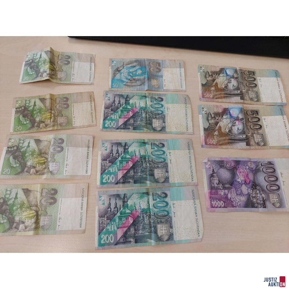Konvolut Slowakei Banknoten im Gegenwert von 2.730,-- Kronen