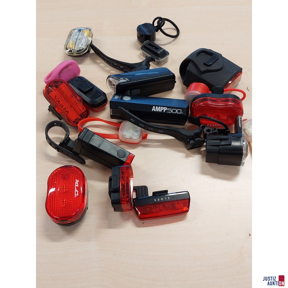 Konvolut bestehend aus diversen Fahrradlichtern