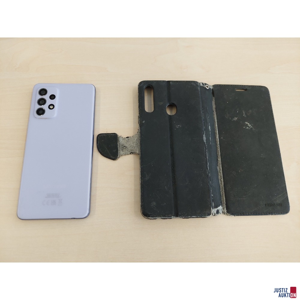Handy der Marke Samsung Galaxy A52s 5G