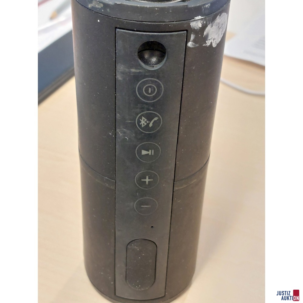 Bluetooth Lautsprecher der Marke JBL