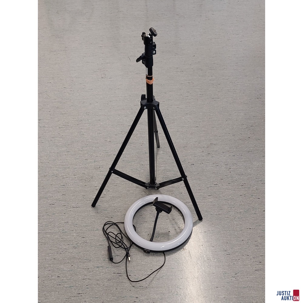 LED-Ringleuchte in schwarz&sol;wei&szlig; Design