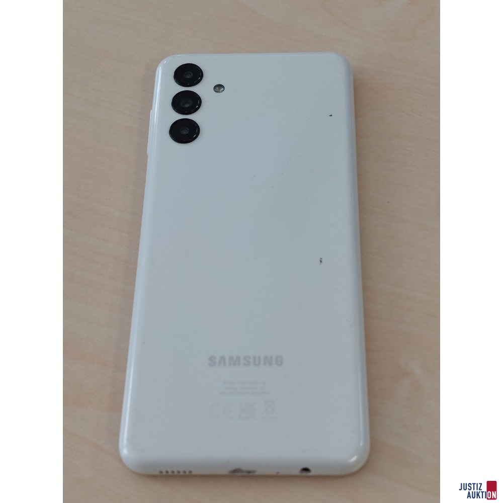 Handy der Marke Samsung Galaxy A04s
