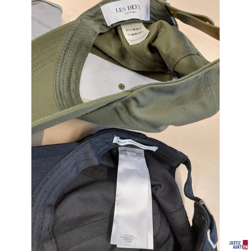 Kurzarm-Tshirt der Marke Emporio Armani Gr. XXL u.a.