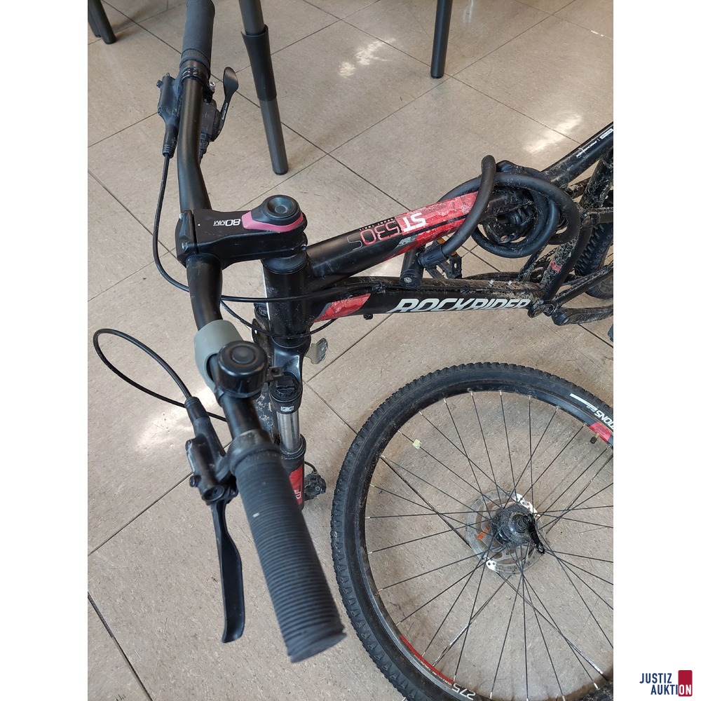 Fahrrad der Marke Rockrider ST 530S Sport Trail