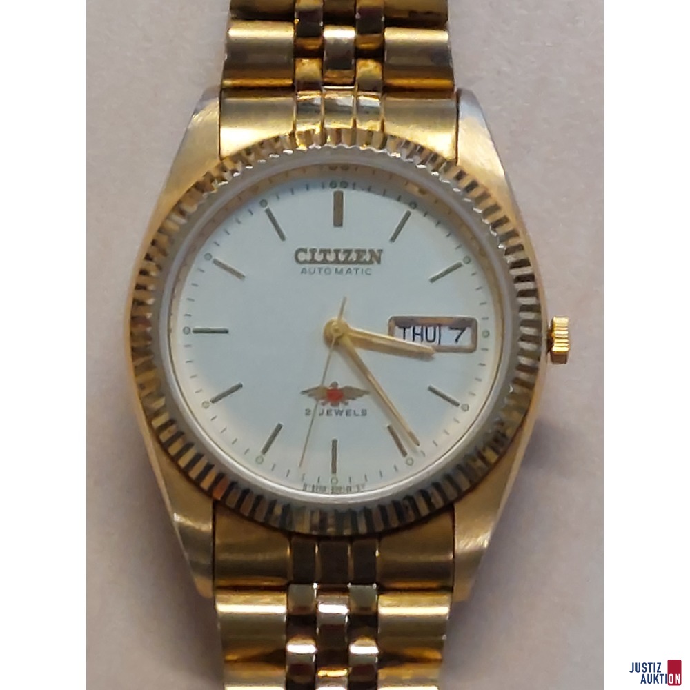 Herrenarmbanduhr der Marke Citizen