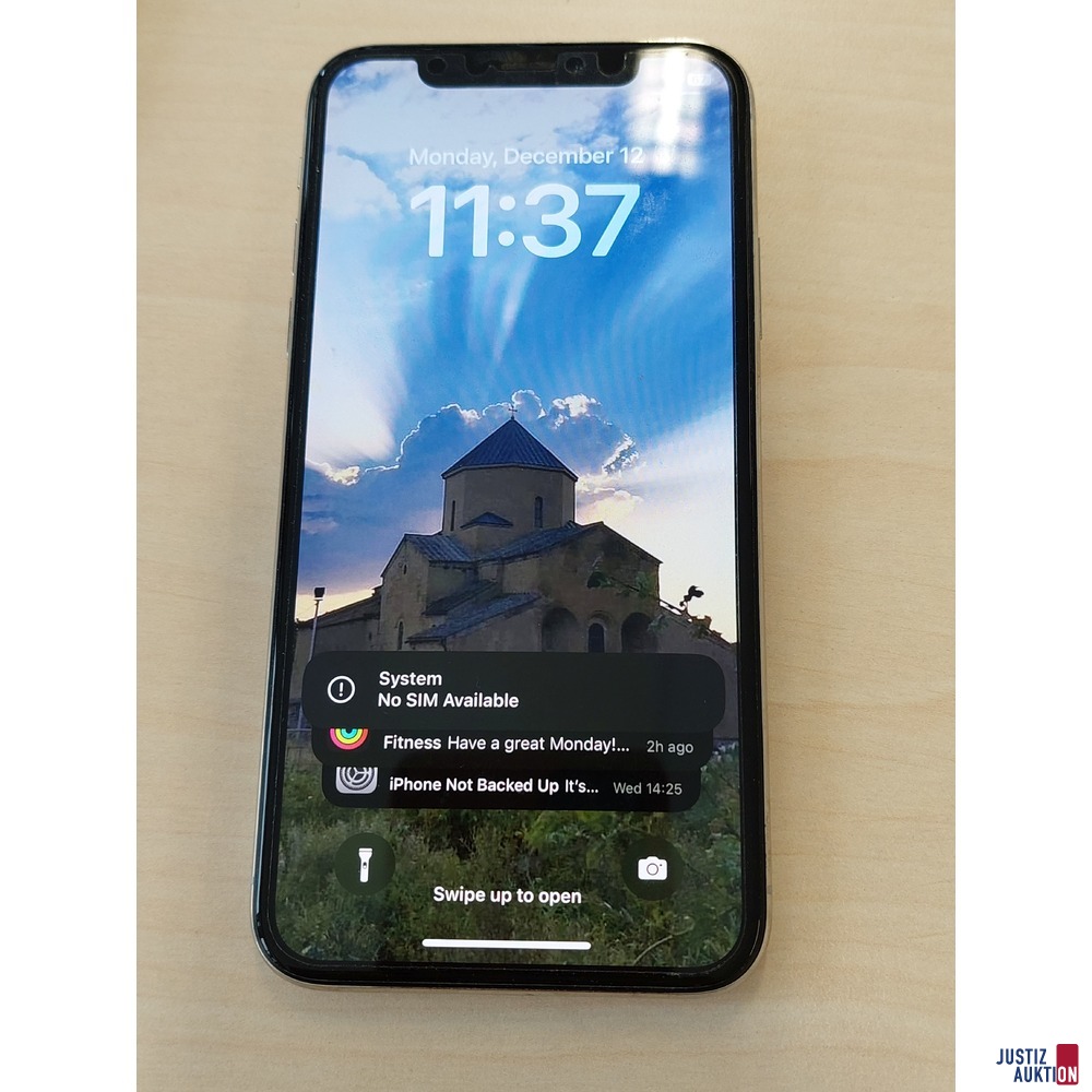 Handy der Marke Apple iPhone X gebraucht/Gebrauchsspuren vorhanden