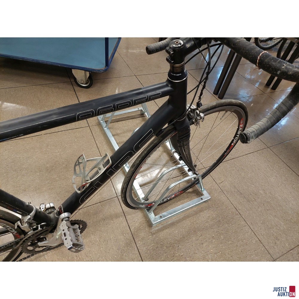 Rennrad der Marke CUBE AGREE Alu 7005