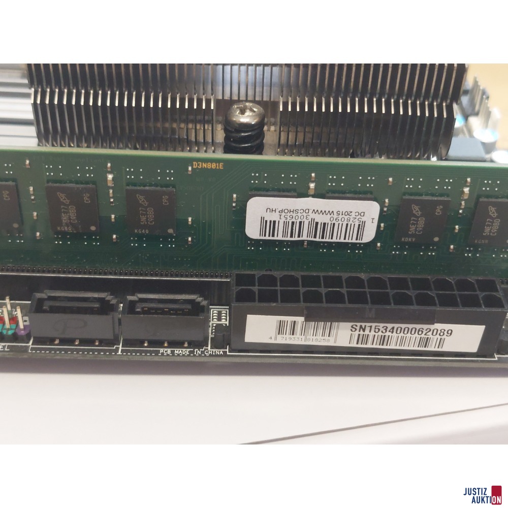 Motherboard der Marke Asus Prime N100I-D D4