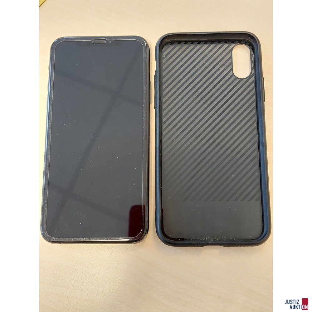 Handy der Marke Apple iPhone XS (A2097)