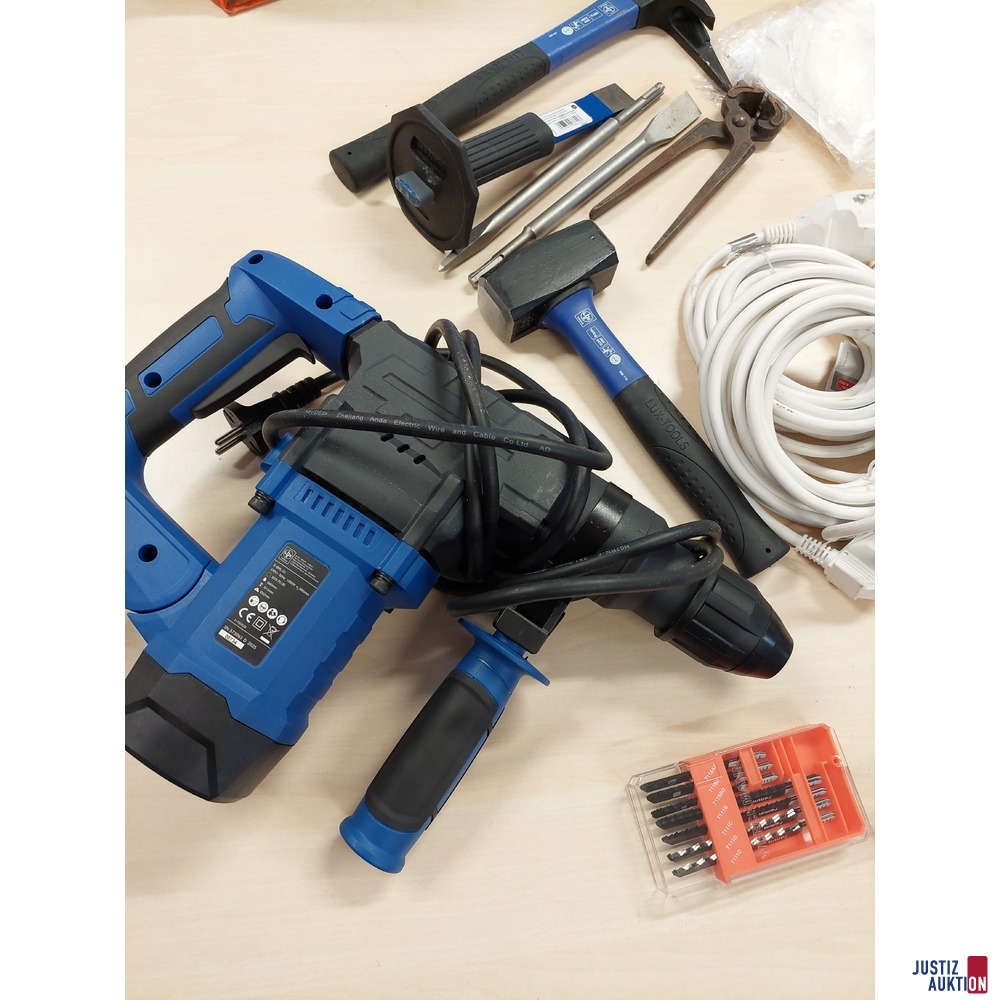 Konvolut bestehend aus diversem Werkzeug