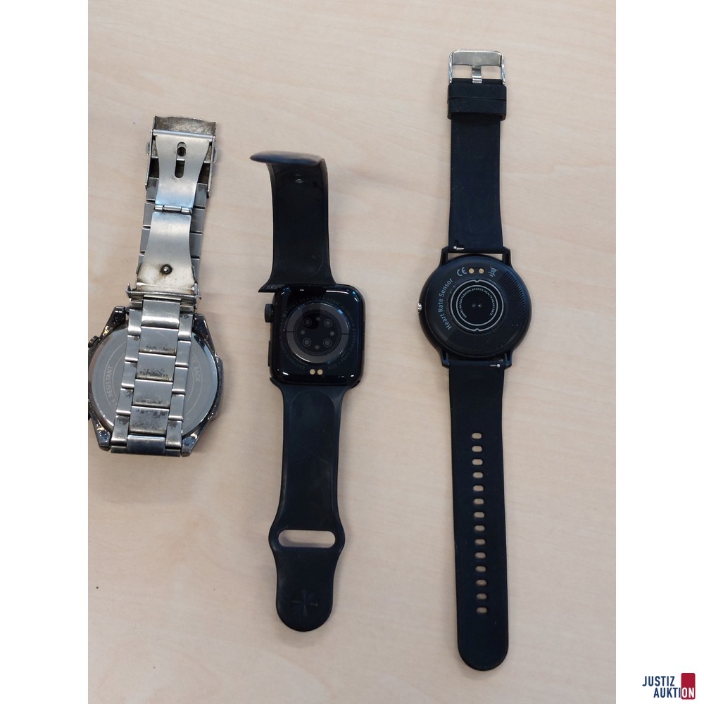 2 Smart-Watches u&period;a&period;