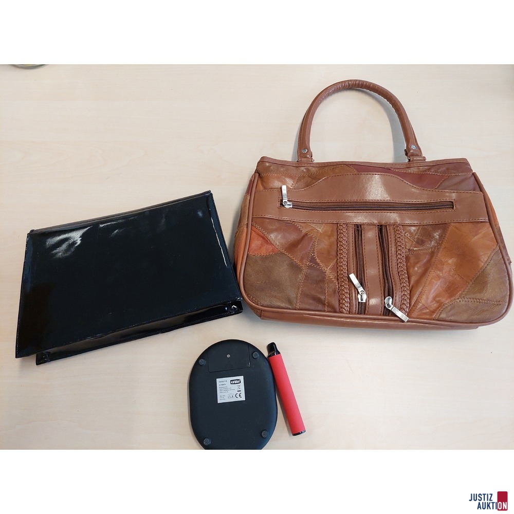 2 Handtaschen u.a.