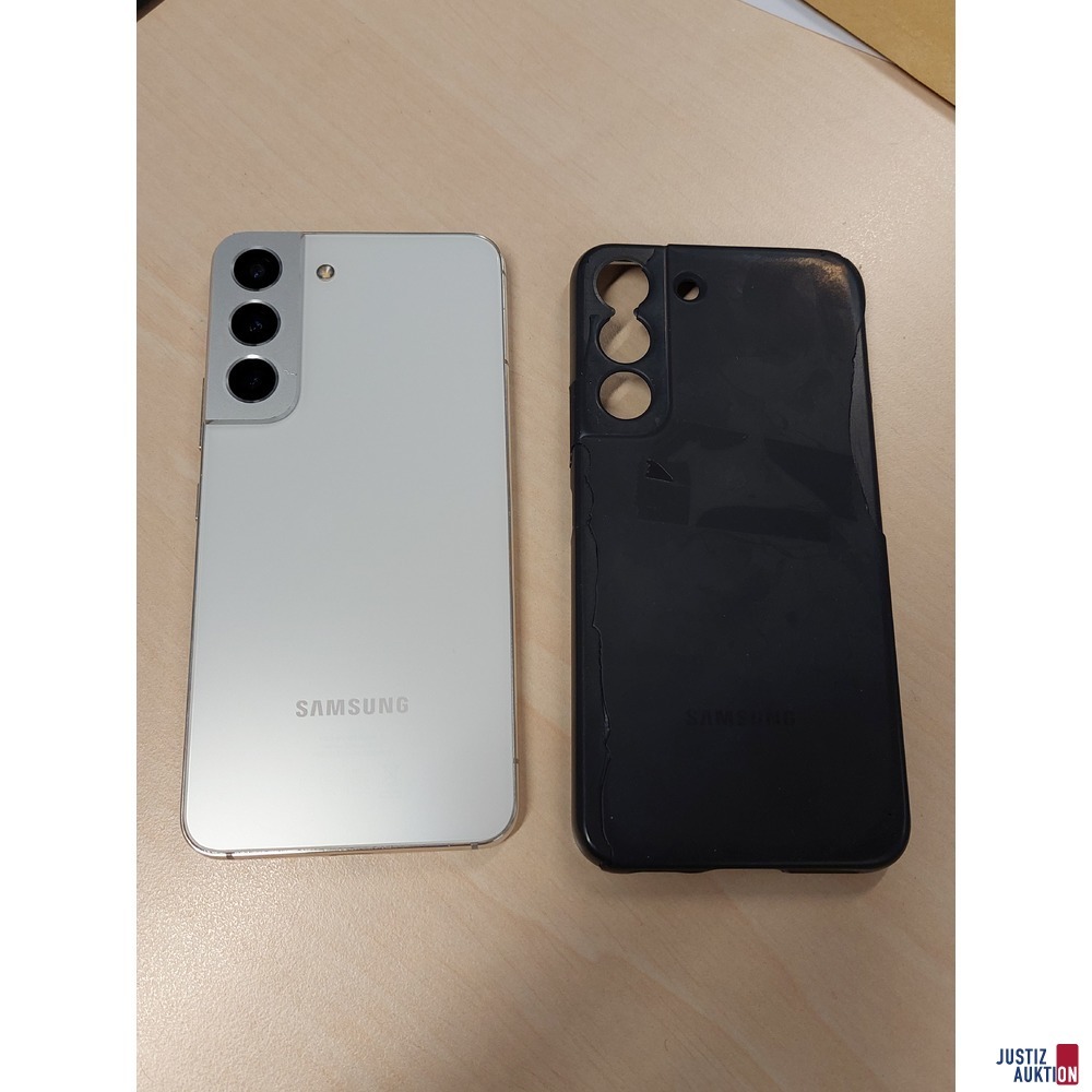 Handy der Marke Samsung Galaxy S22
