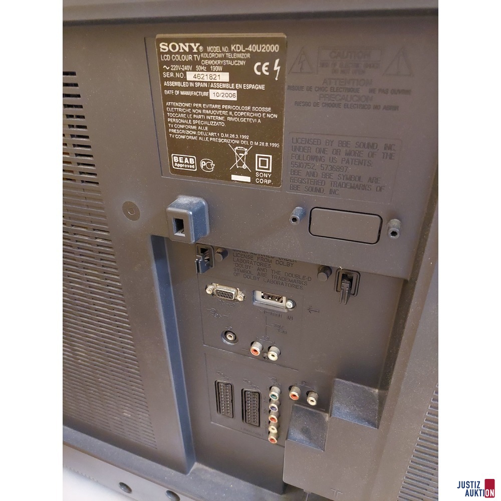 Flachbildfernseher der Marke Sony - Modellnummer: KDL-40U2000
