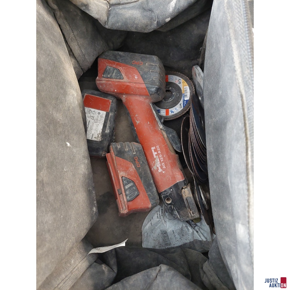 Bohrhammer der Marke Bosch PBH 240 RE u.a.