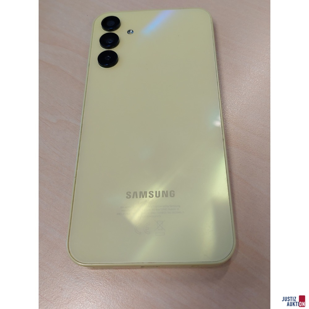Handy der Marke Samsung Galaxy A 15