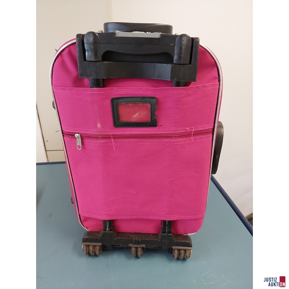 Koffer der Marke Ormi mit 4 R&auml;der