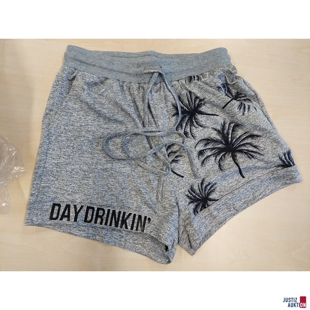 Damen Jogging Anzug der Marke Nike Größe M u.a.