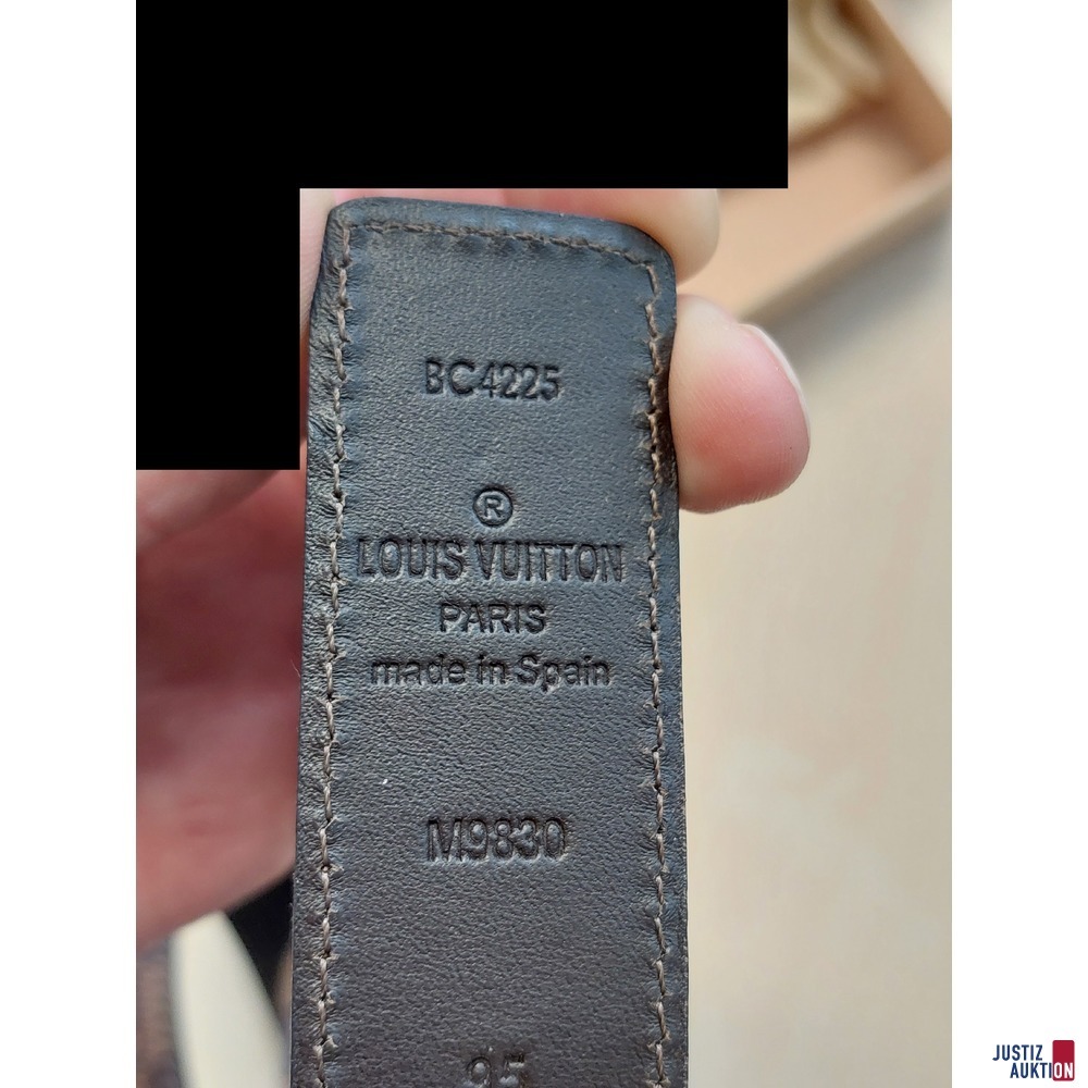 Damengürtel der Marke Louis Vuitton - Model: Damir Ebene