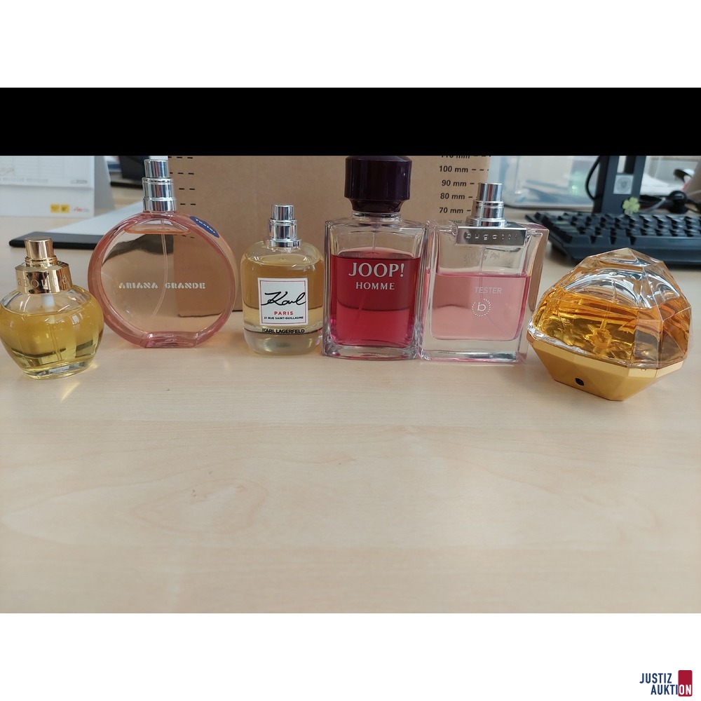 Konvolut an angebrochenen Parfum&sol;Eau de Toilette