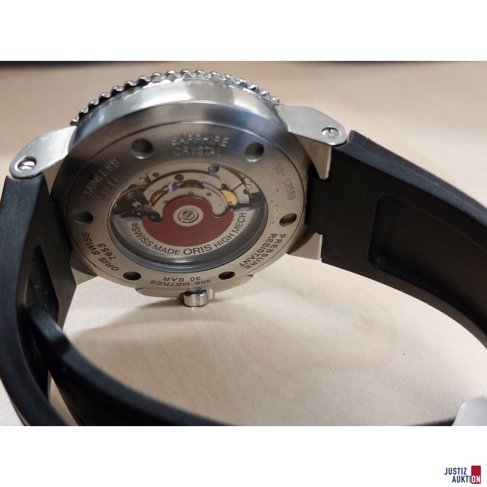 Herrenarmbanduhr der Marke Oris - Model: Aquis State