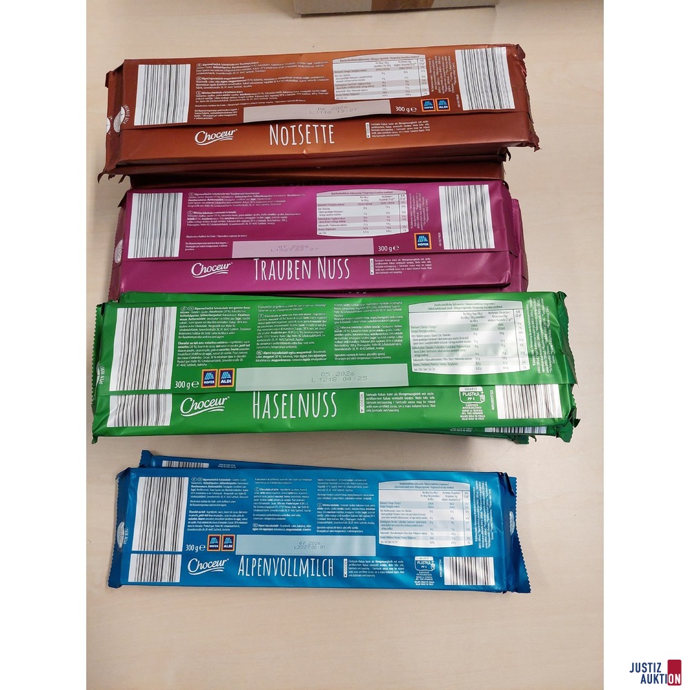 32 x Choceur Schokoladen von Hofer/Aldi je 300g