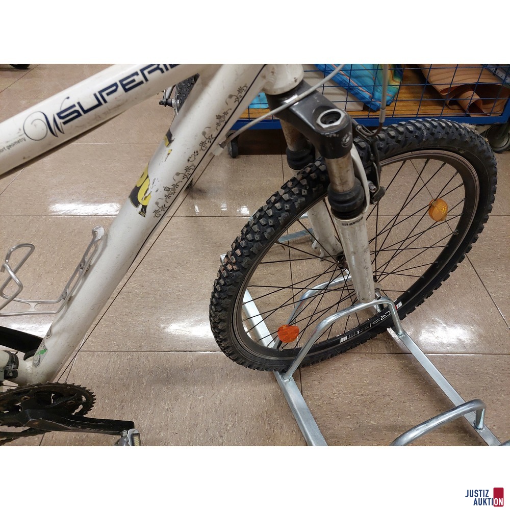 Fahrrad der Marke Superior porcelain Alu 6061 T6