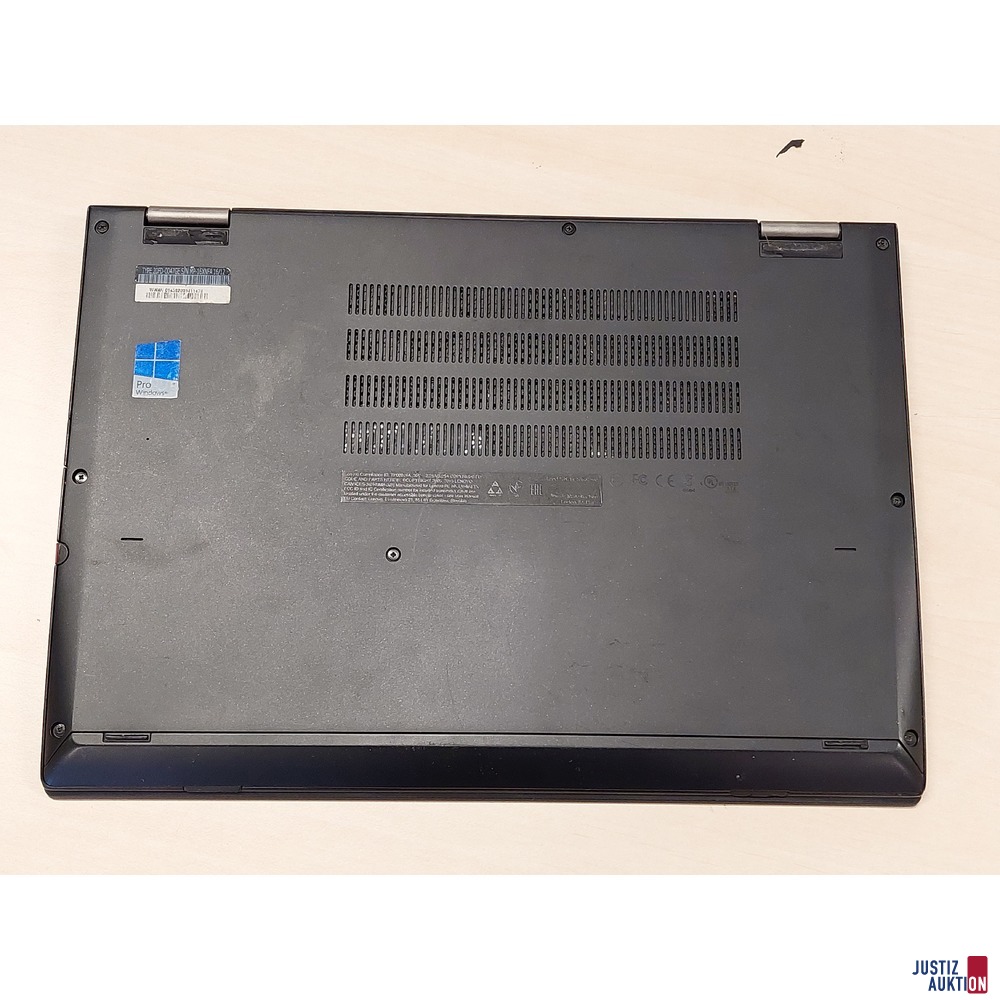 Think Pad der Marke Lenovo Model&colon; Yoga 260