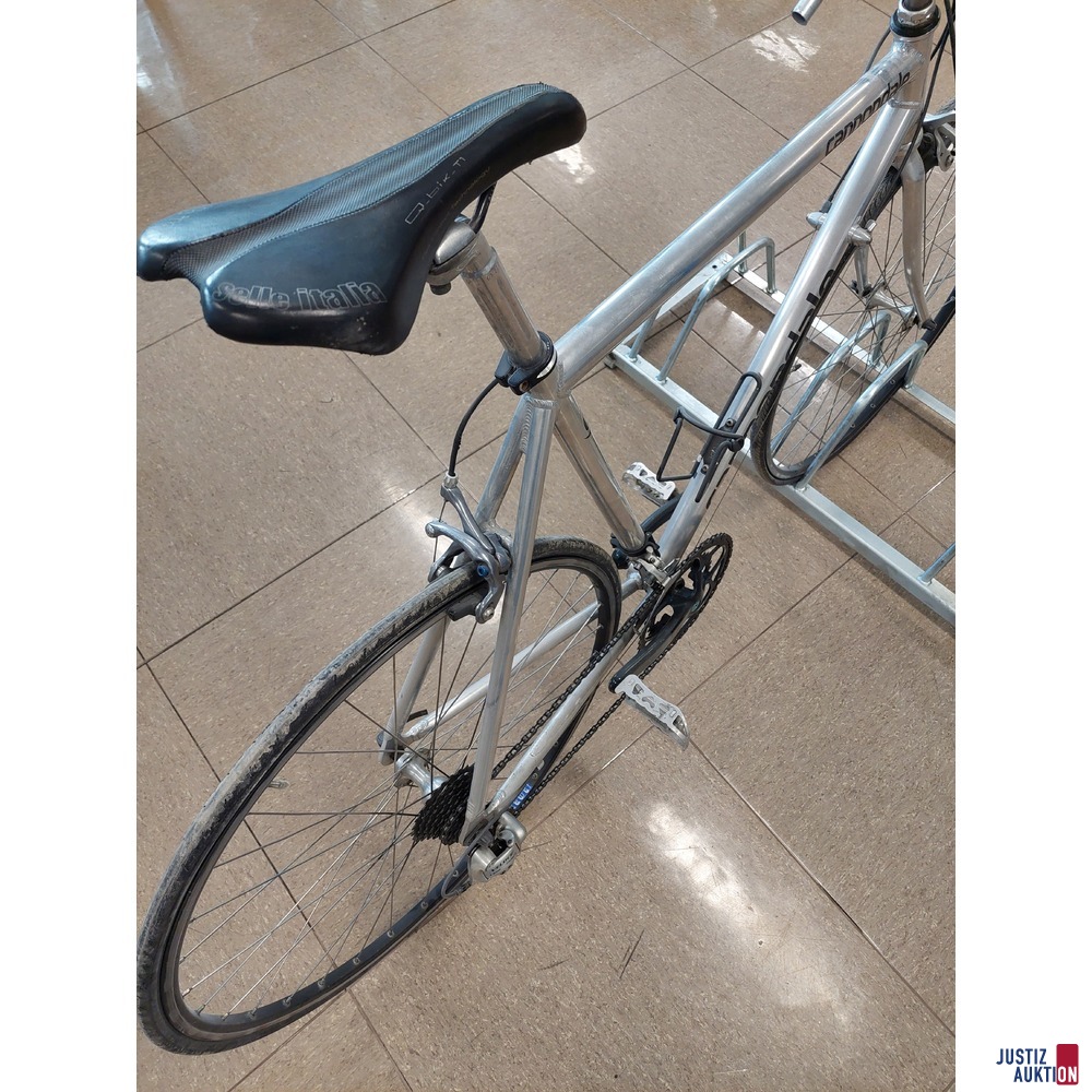 Fahrrad der Marke Cannondale