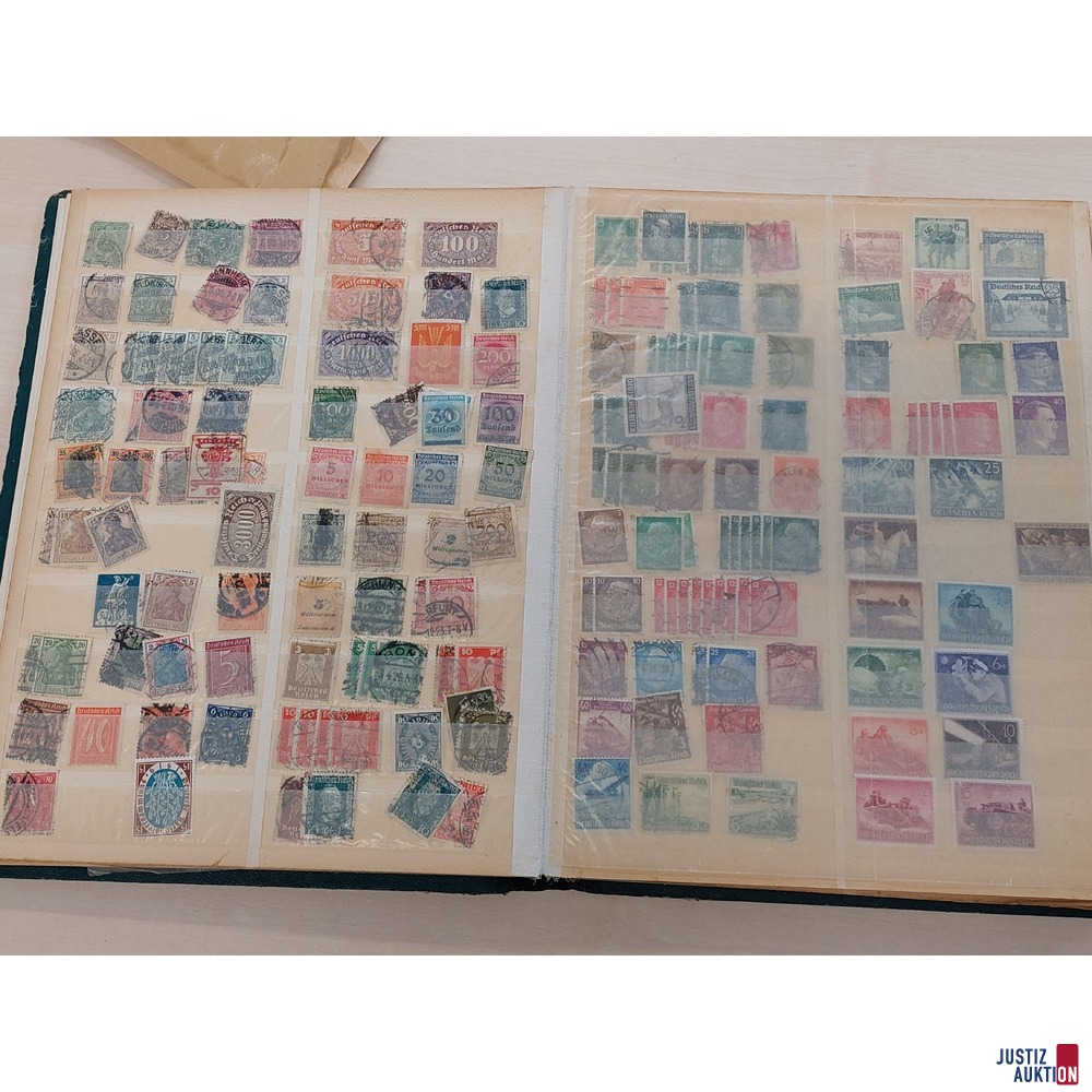 Altes Briefmarkensteckbuch in A4 Format