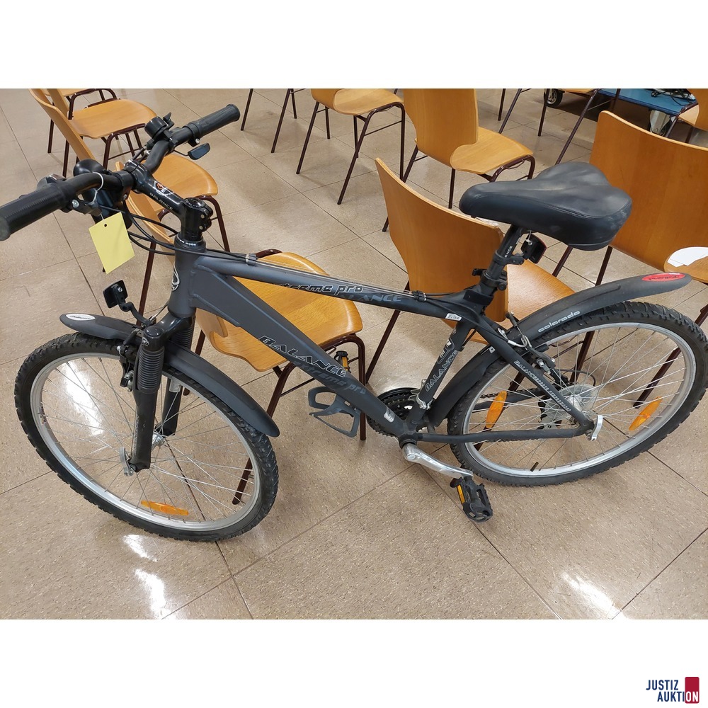Fahrrad der Marke Balance Extreme Pro Series 6061 Rahmenhöhe 48 cm - gebraucht/Gebrauchsspuren vorhanden