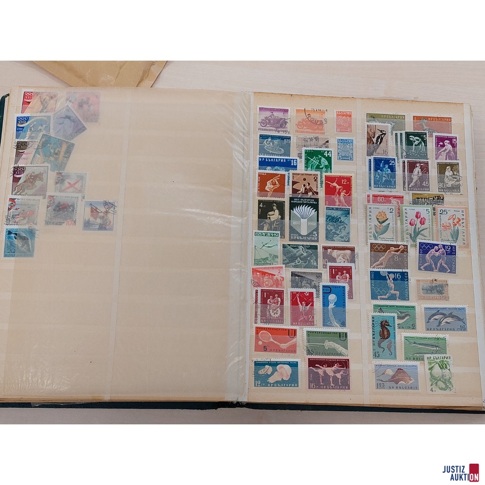 Altes Briefmarkensteckbuch in A4 Format