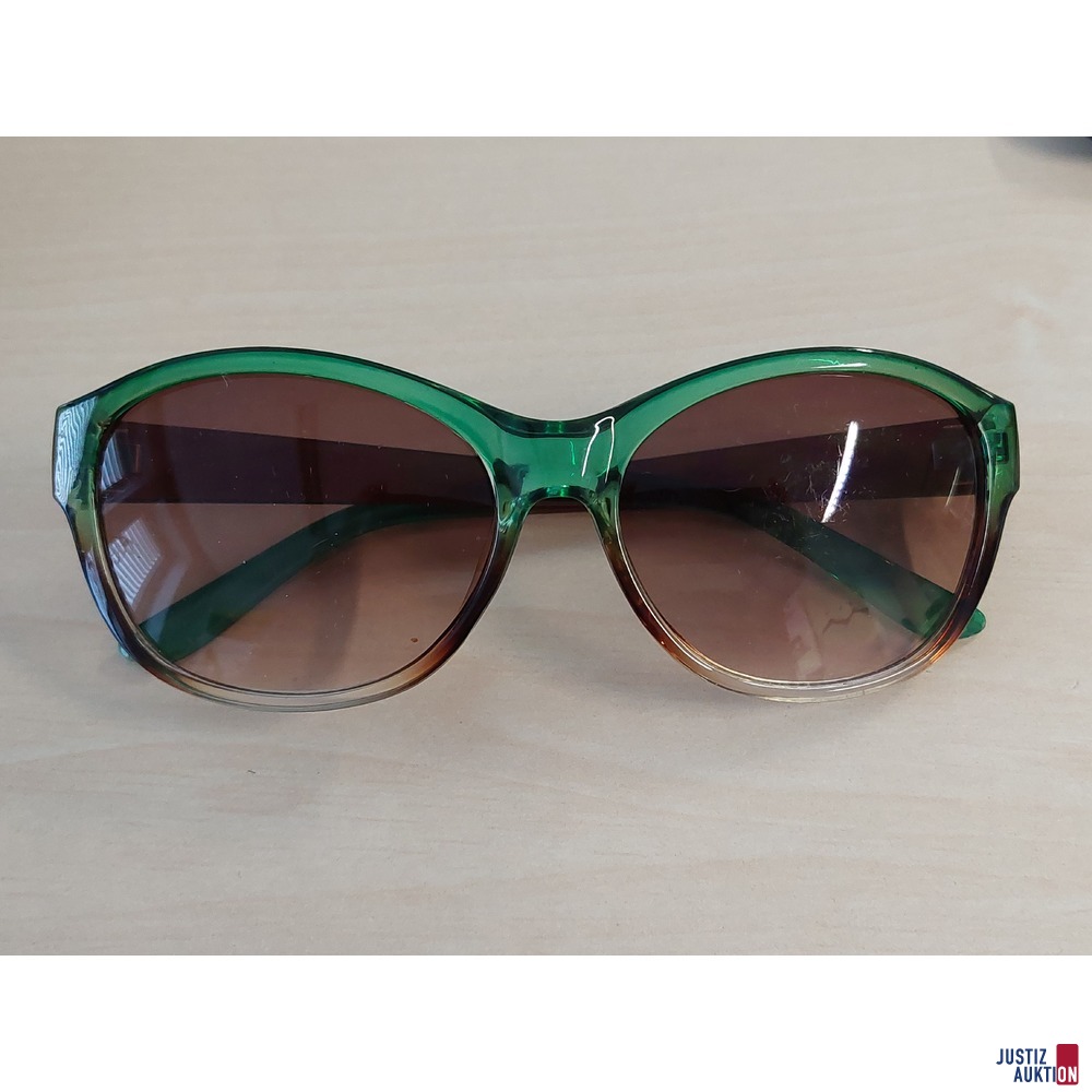 Herrensonnenbrille der Marke Ray Ban