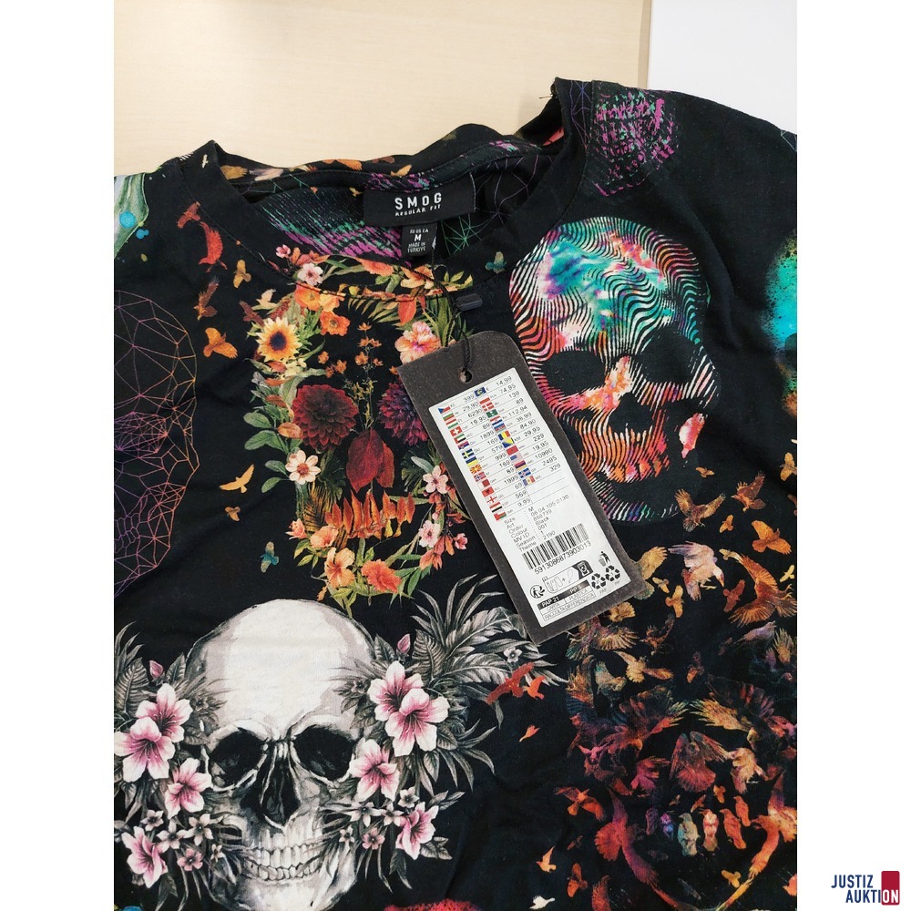 Kurzarm-Tshirts der Marke SMOG 1x Gr&period; XS 1x Gr&period; M  neuwertig