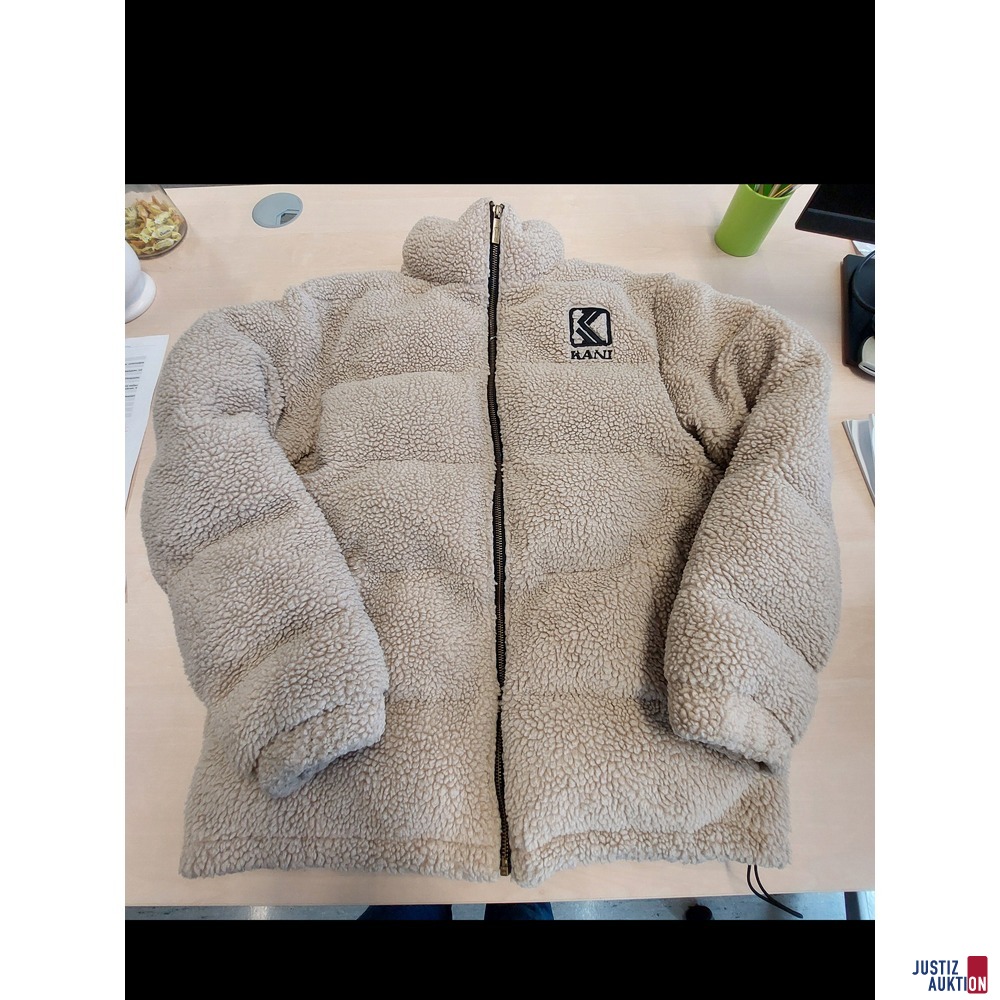 Winterjacke der Marke Kani Größe M