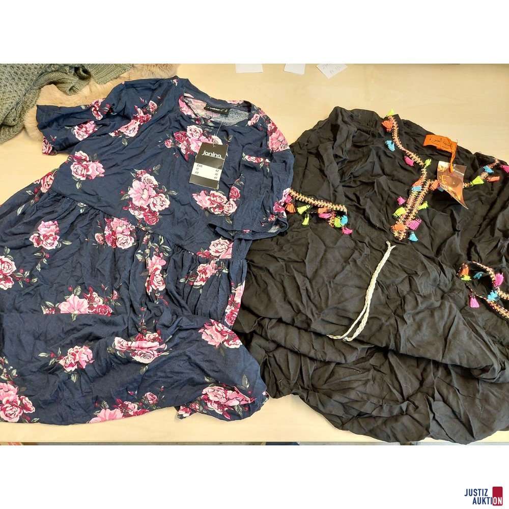 1 Kleid Größe L u.a.