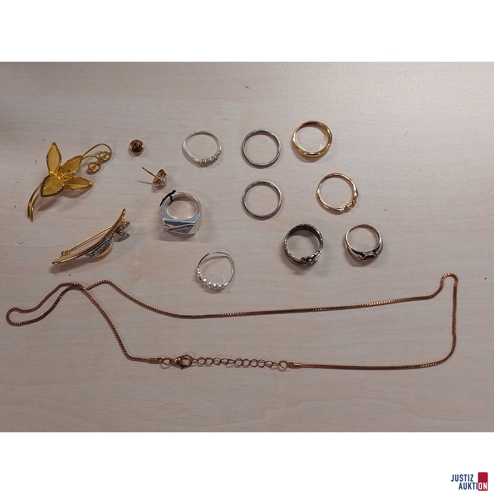 Konvolut silber- und goldfarbener Modeschmuck gebraucht